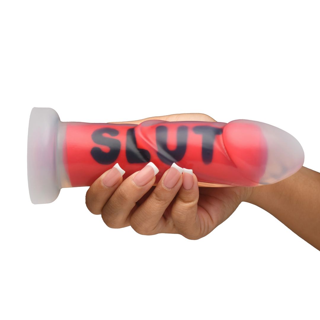 Master Series - SLUT - Siliconen Dildo - Rood