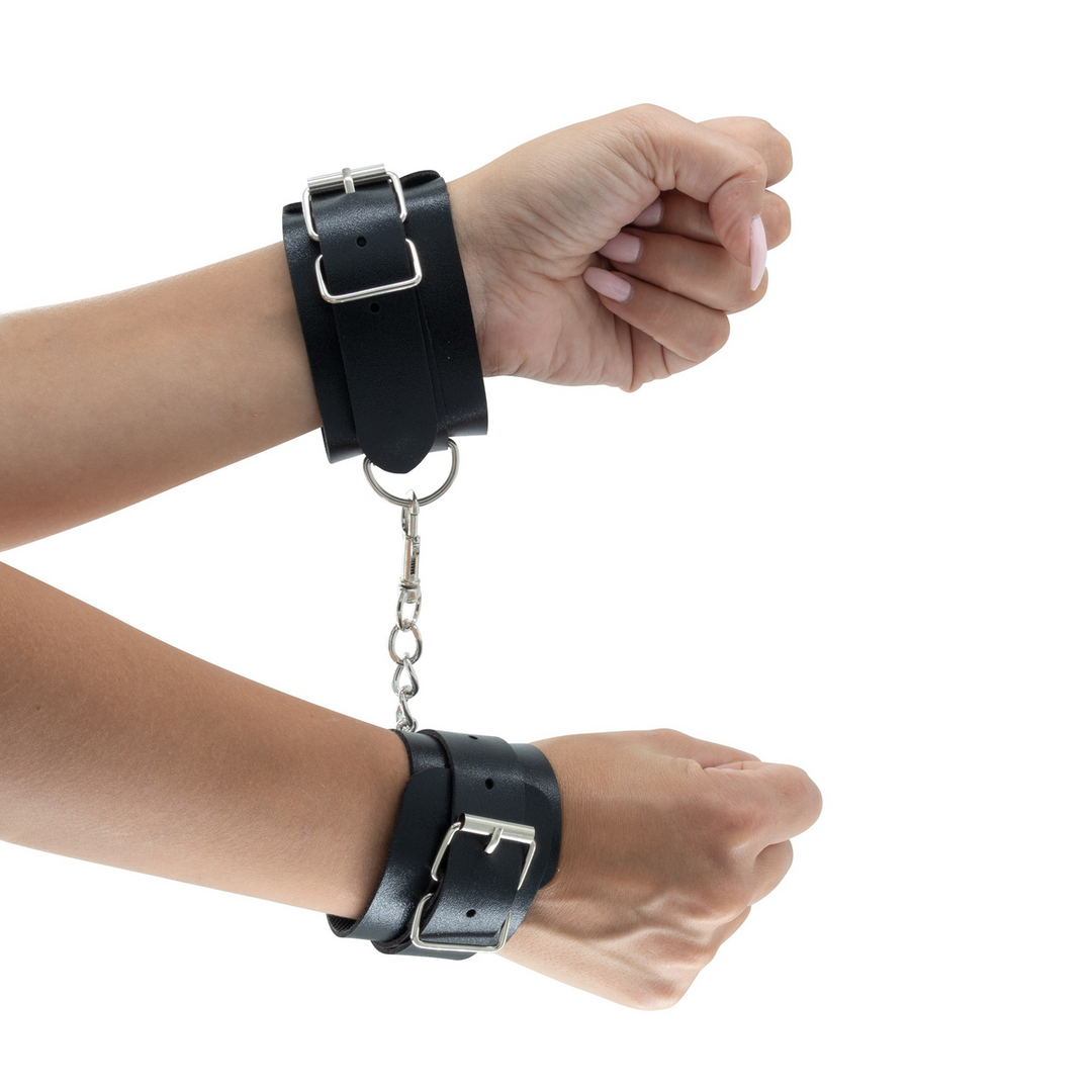 Punisher - 8-delige Bondage Set - Zwart
