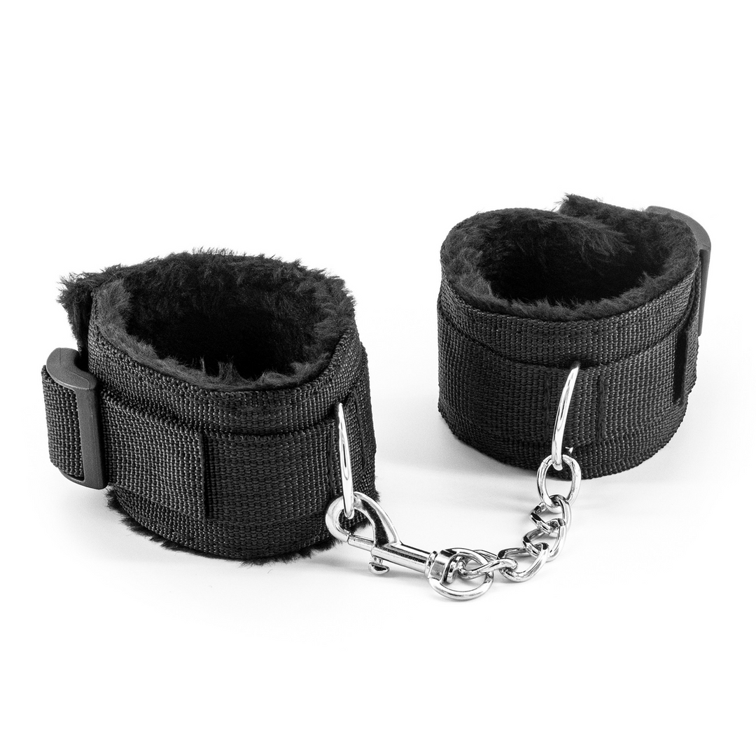 Master and Cummander - 11-delige Bondage Set - Zwart