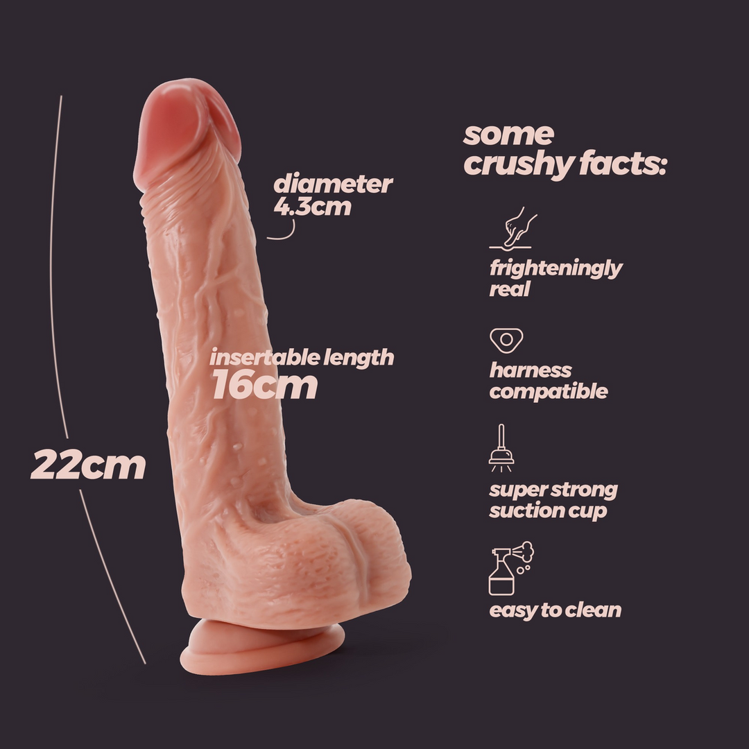 Inviktus - Vloeibare Siliconen Dildo - 8.5 / 22 cm - Vleeskleur
